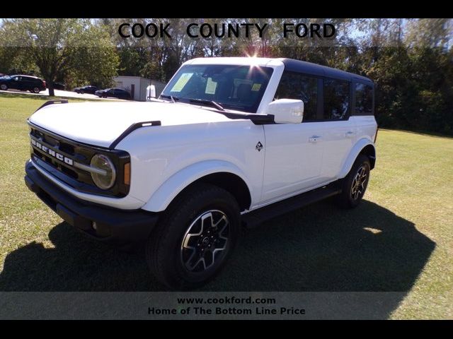 2024 Ford Bronco Outer Banks