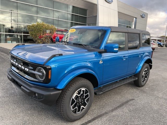 2024 Ford Bronco Outer Banks