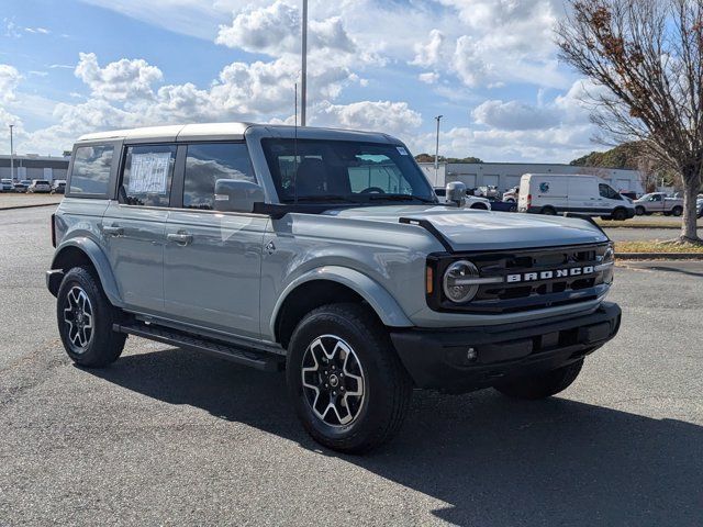 2024 Ford Bronco Outer Banks