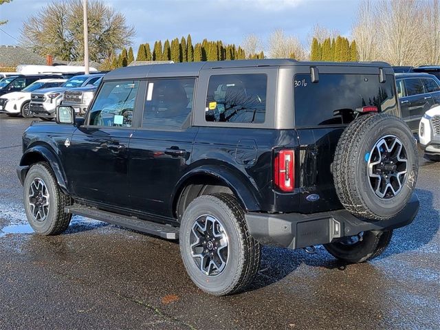 2024 Ford Bronco Outer Banks