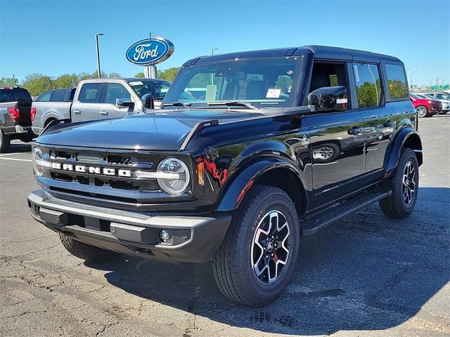 2024 Ford Bronco Outer Banks