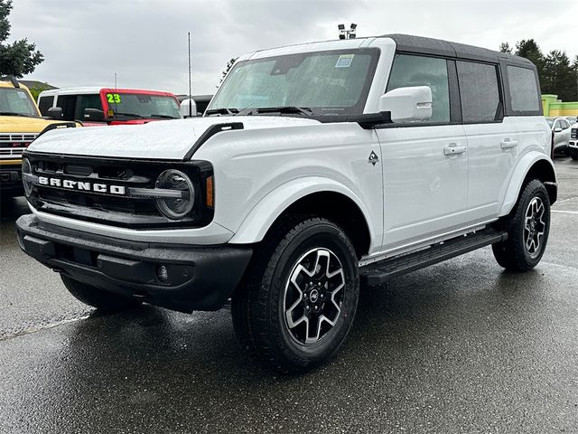 2024 Ford Bronco Outer Banks