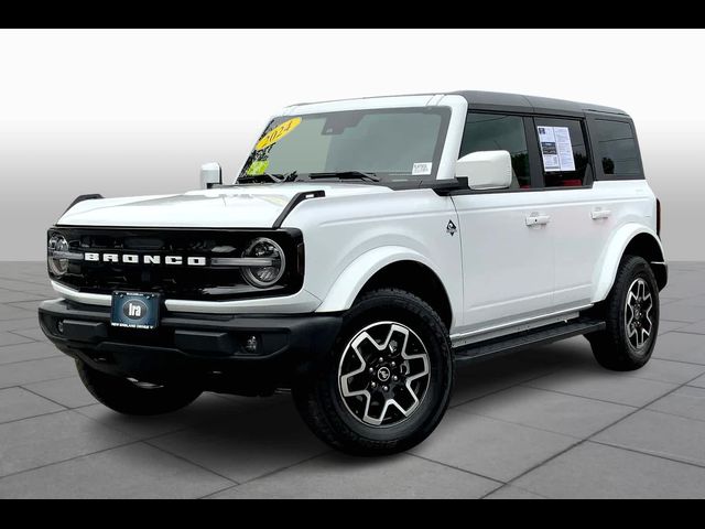 2024 Ford Bronco Outer Banks