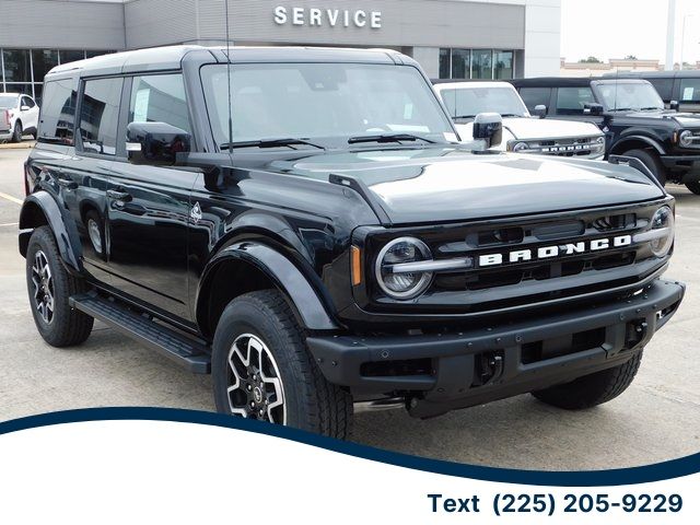 2024 Ford Bronco Outer Banks