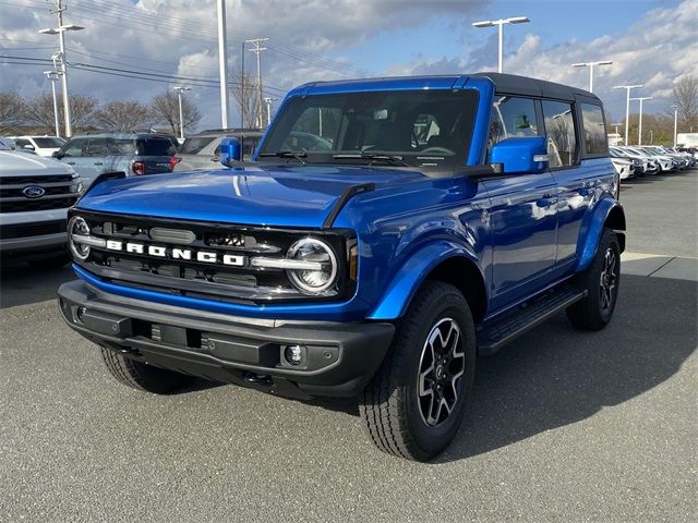 2024 Ford Bronco Outer Banks