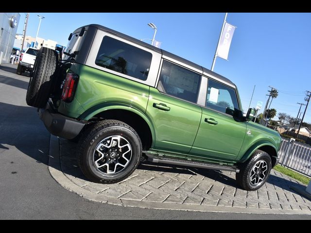 2024 Ford Bronco Outer Banks