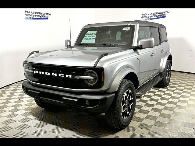 2024 Ford Bronco Outer Banks