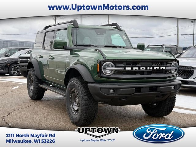 2024 Ford Bronco Outer Banks