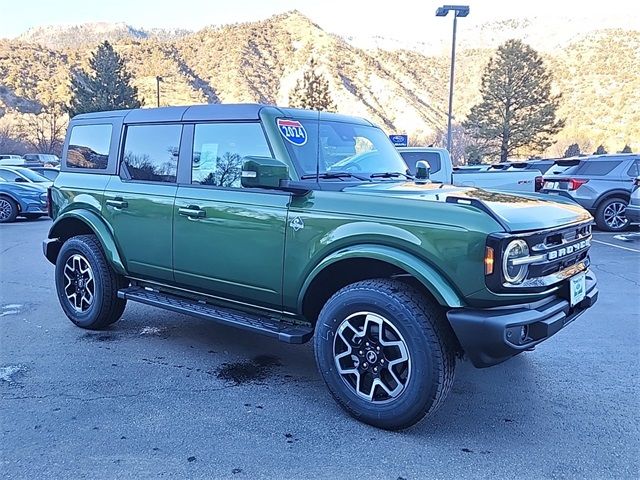 2024 Ford Bronco Outer Banks