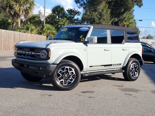 2024 Ford Bronco Outer Banks