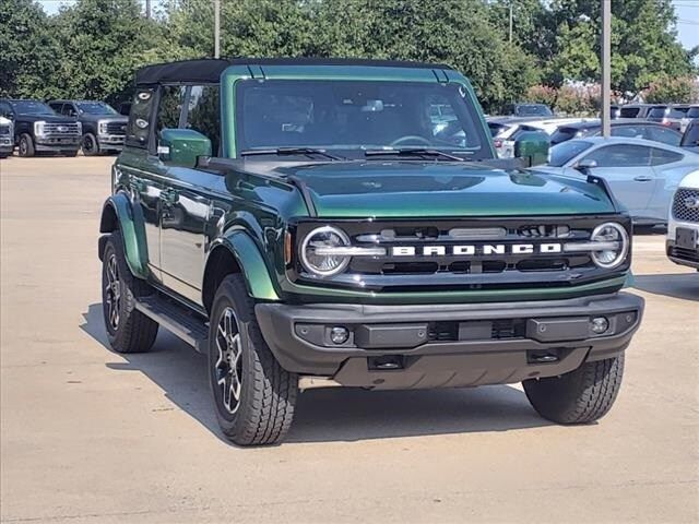 2024 Ford Bronco Outer Banks