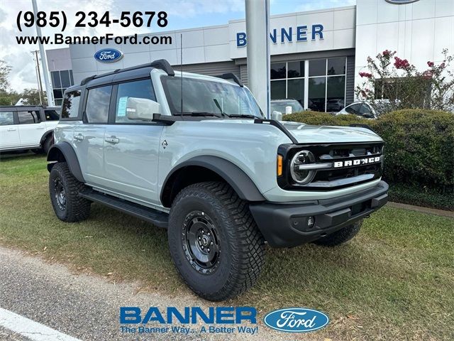 2024 Ford Bronco Outer Banks