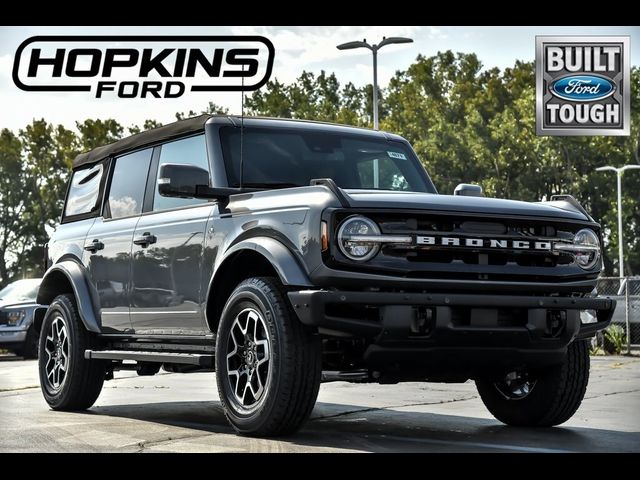 2024 Ford Bronco Outer Banks