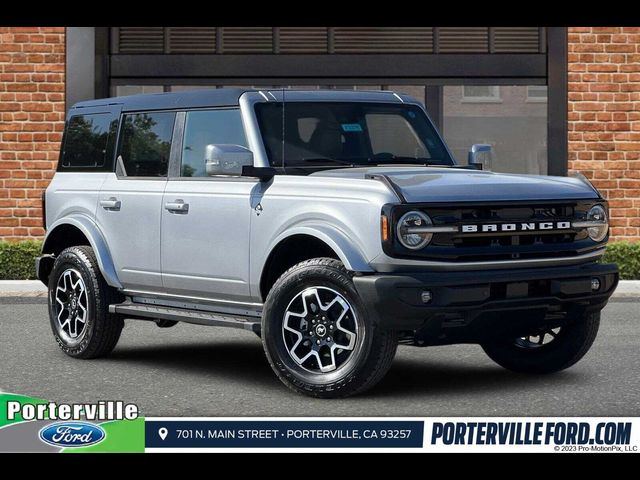 2024 Ford Bronco Outer Banks