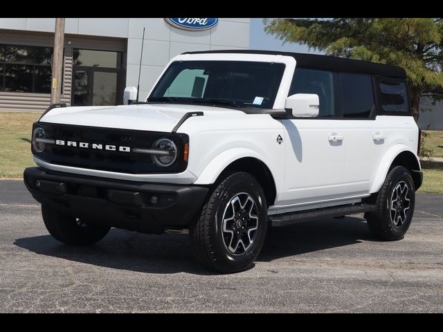 2024 Ford Bronco Outer Banks