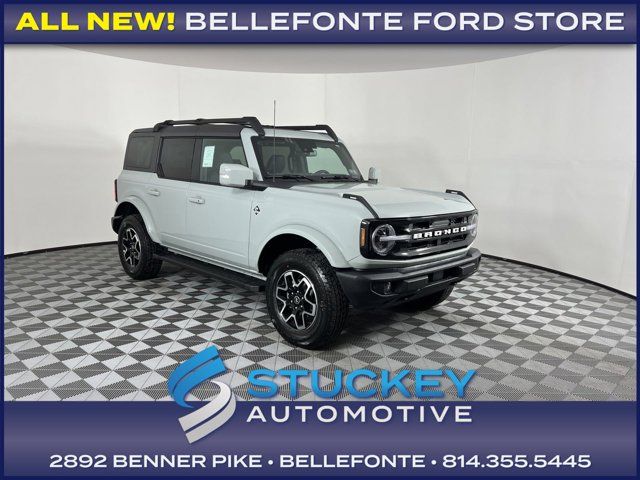 2024 Ford Bronco Outer Banks