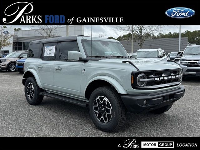 2024 Ford Bronco Outer Banks