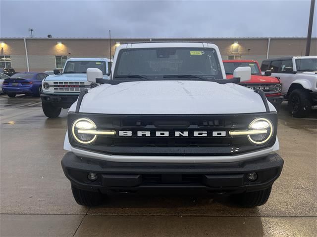 2024 Ford Bronco Outer Banks