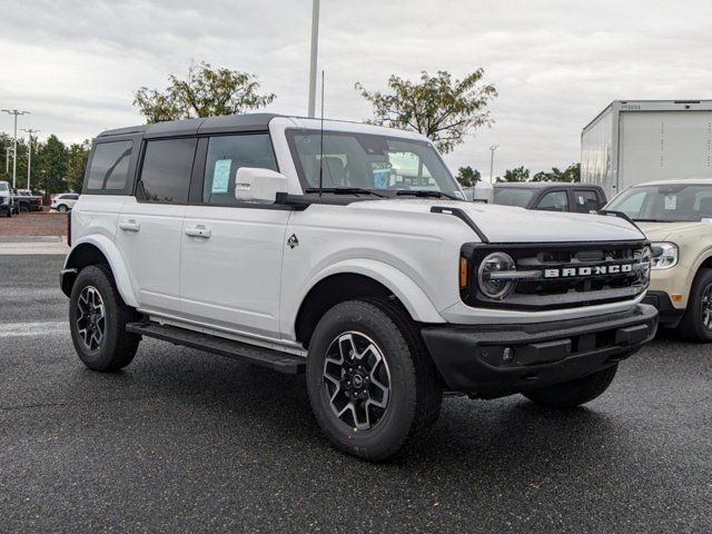 2024 Ford Bronco Outer Banks