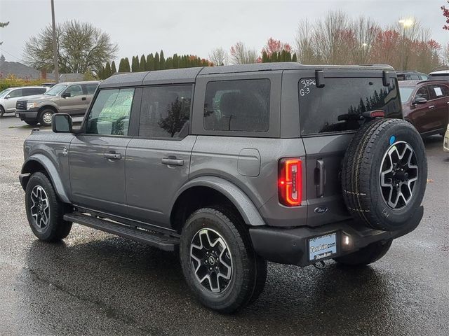 2024 Ford Bronco Outer Banks