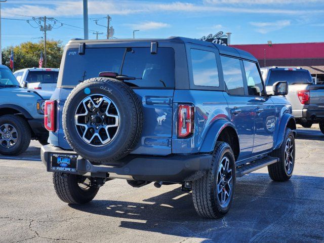 2024 Ford Bronco Outer Banks