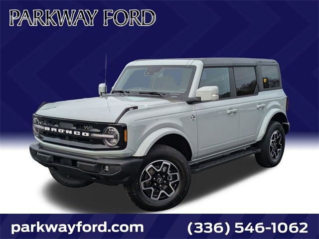 2024 Ford Bronco Outer Banks