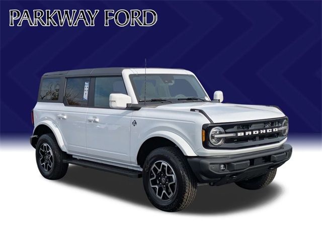 2024 Ford Bronco Outer Banks