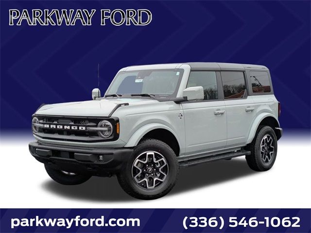 2024 Ford Bronco Outer Banks