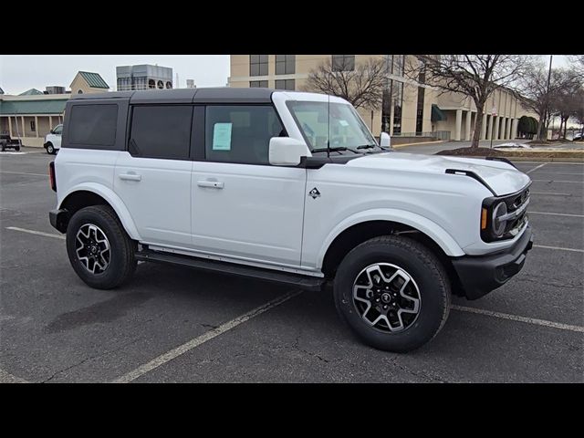 2024 Ford Bronco Outer Banks