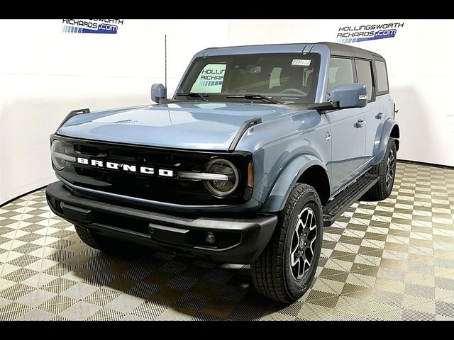 2024 Ford Bronco Outer Banks