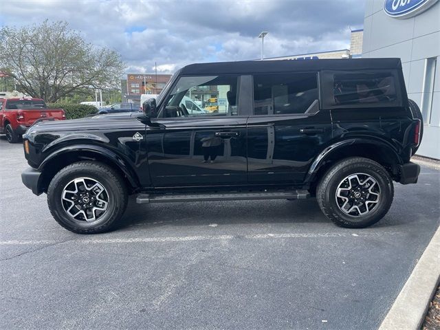 2024 Ford Bronco Outer Banks