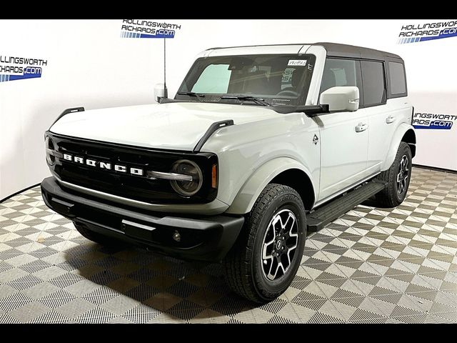 2024 Ford Bronco Outer Banks