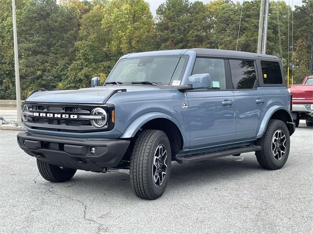 2024 Ford Bronco Outer Banks