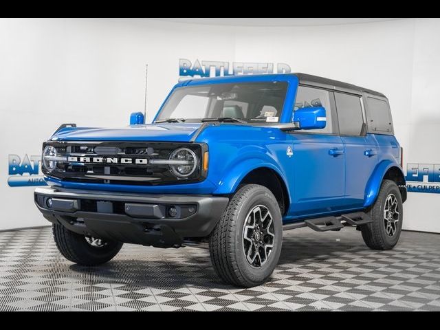 2024 Ford Bronco Outer Banks