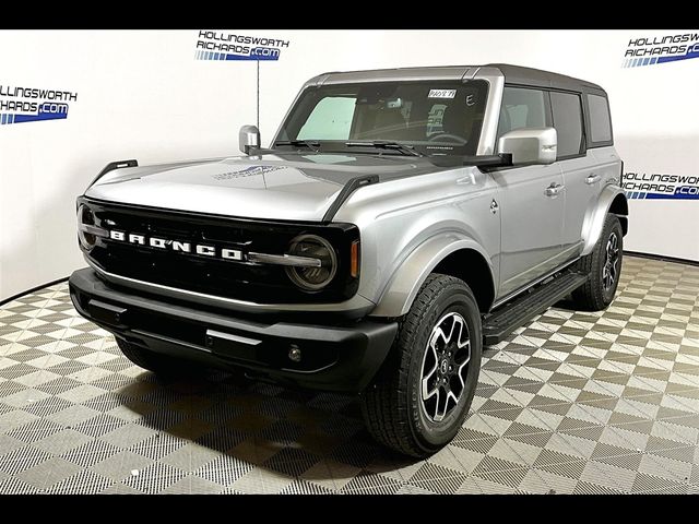 2024 Ford Bronco Outer Banks