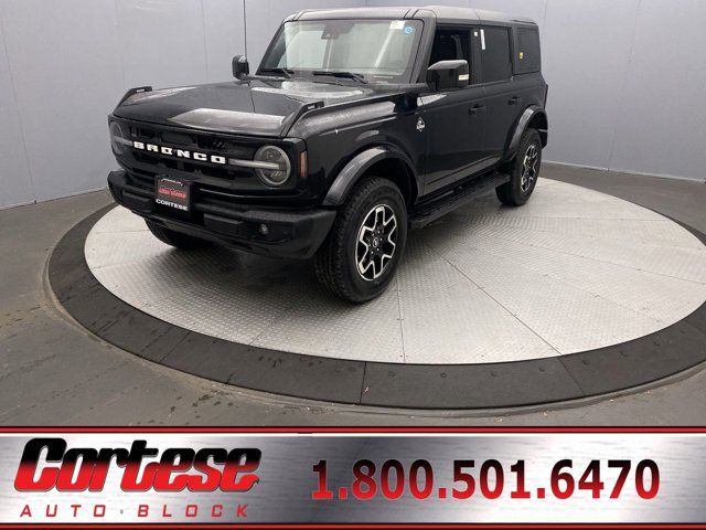 2024 Ford Bronco Outer Banks