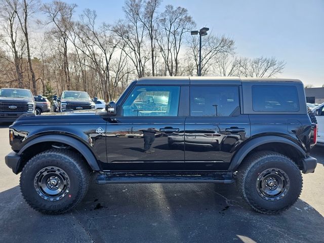 2024 Ford Bronco Outer Banks