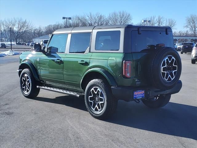 2024 Ford Bronco Outer Banks