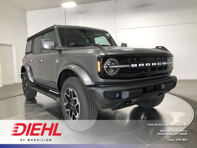 2024 Ford Bronco Outer Banks