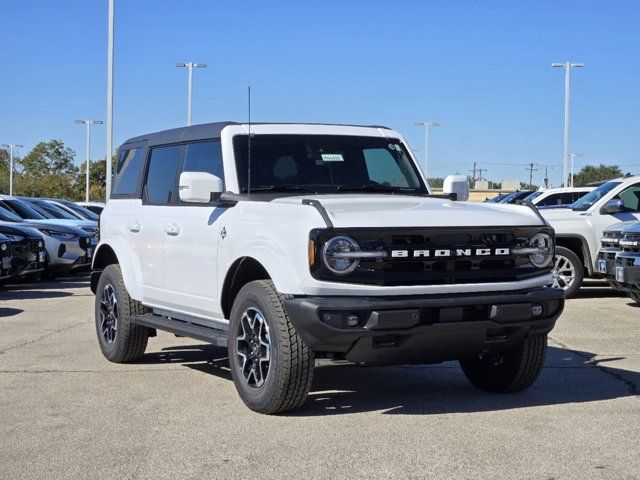 2024 Ford Bronco Outer Banks