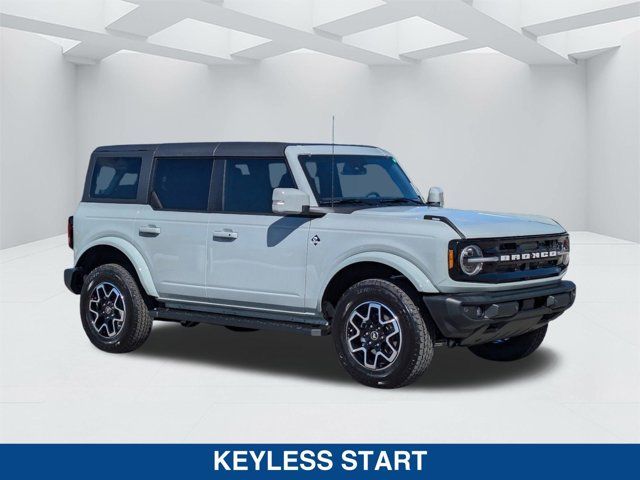 2024 Ford Bronco Outer Banks