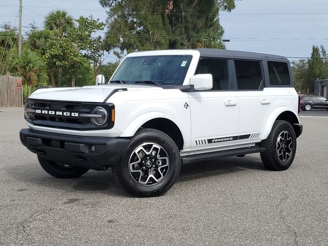 2024 Ford Bronco Outer Banks