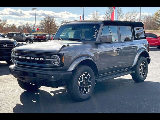 2024 Ford Bronco Outer Banks