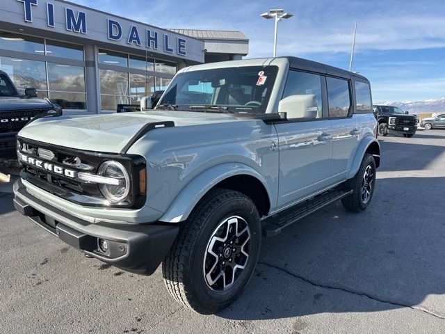 2024 Ford Bronco Outer Banks