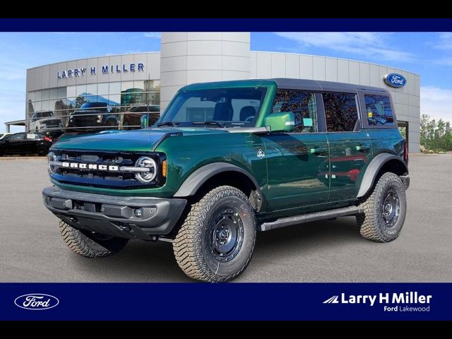 2024 Ford Bronco Outer Banks