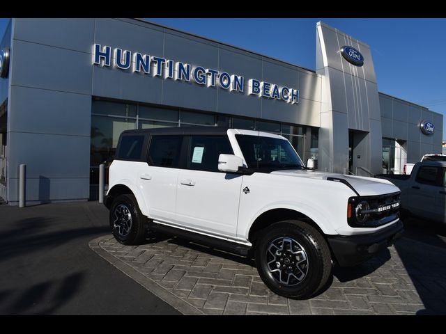 2024 Ford Bronco Outer Banks