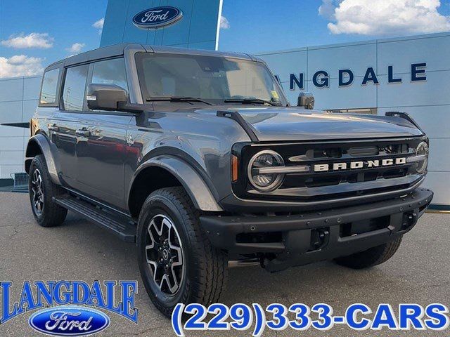 2024 Ford Bronco Outer Banks