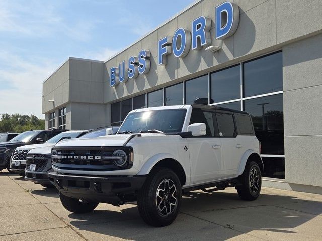 2024 Ford Bronco Outer Banks