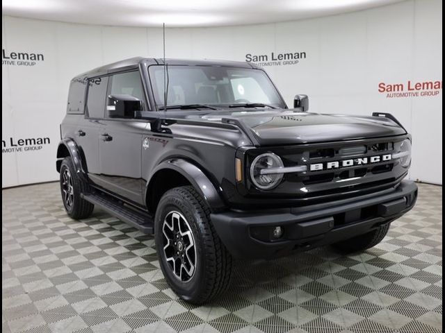 2024 Ford Bronco Outer Banks