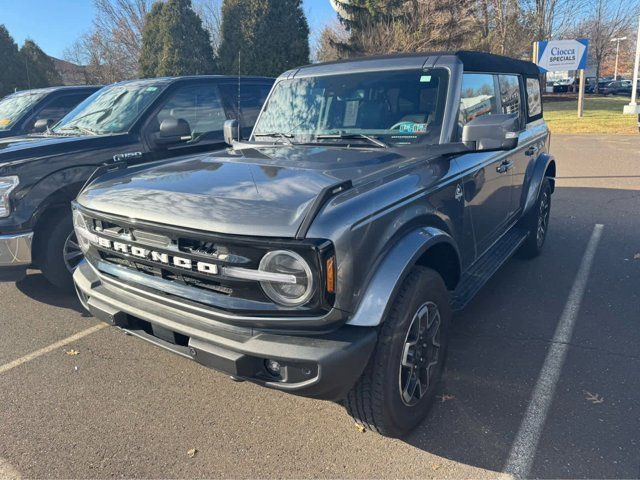 2024 Ford Bronco Outer Banks